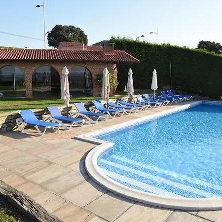 Frente A La Playa Con Piscina Y Pista De Padel