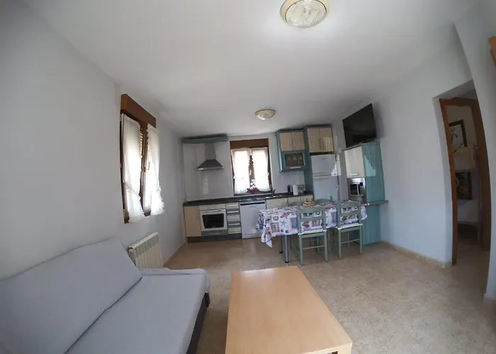 Frente A La Playa Con Piscina Y Pista De Padel 아파트