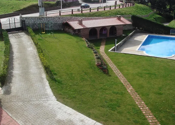 Frente A La Playa Con Piscina Y Pista De Padel * 모그로